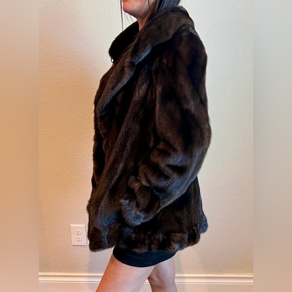 Fur Coat - Picture 3 of 6